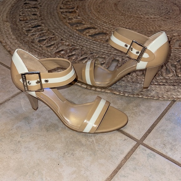 Alex Marie Nude Heels - Picture 3 of 6